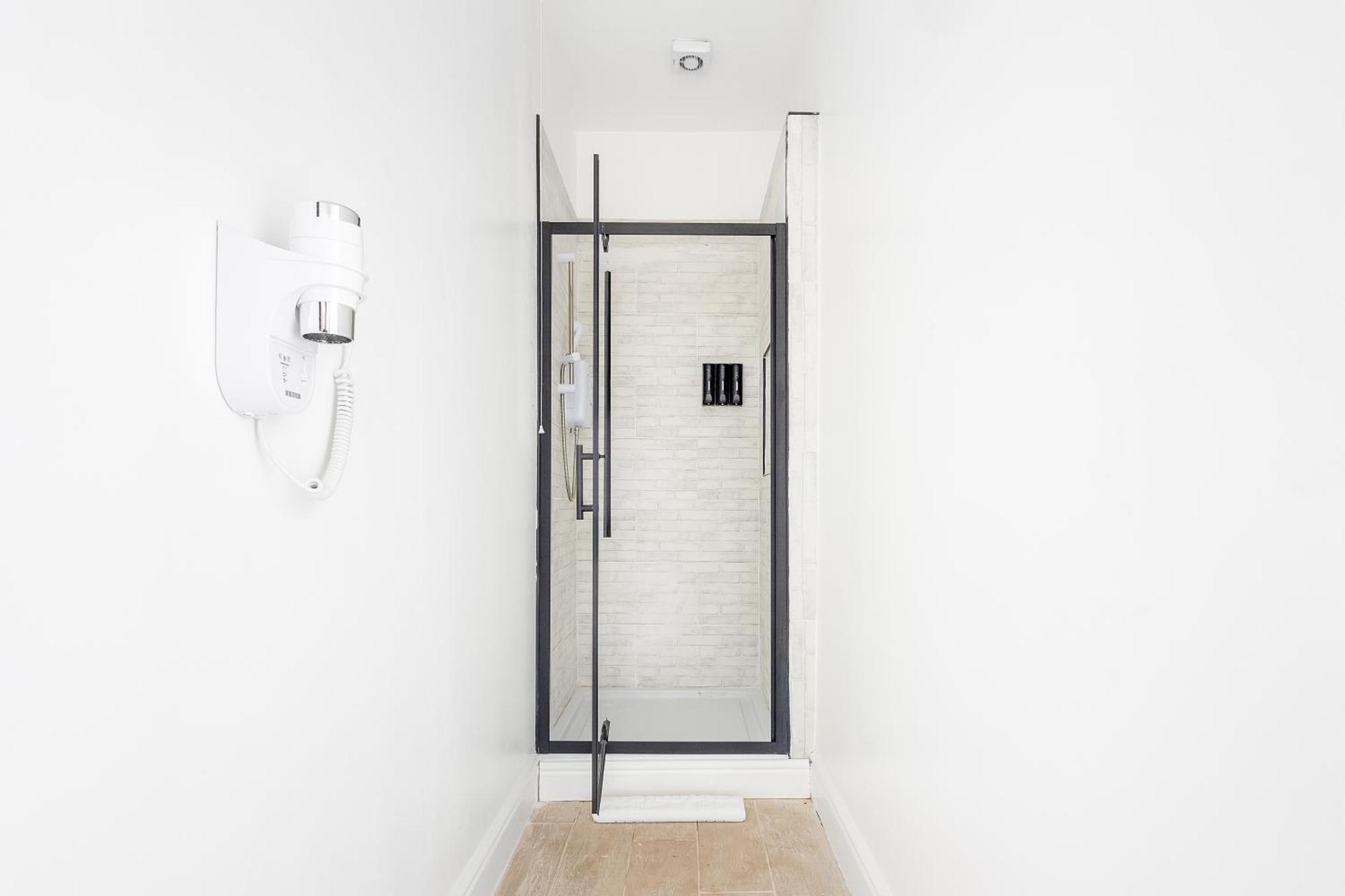 Boutique Family Apartment In Jewellery Quarter For 6 버밍엄 외부 사진