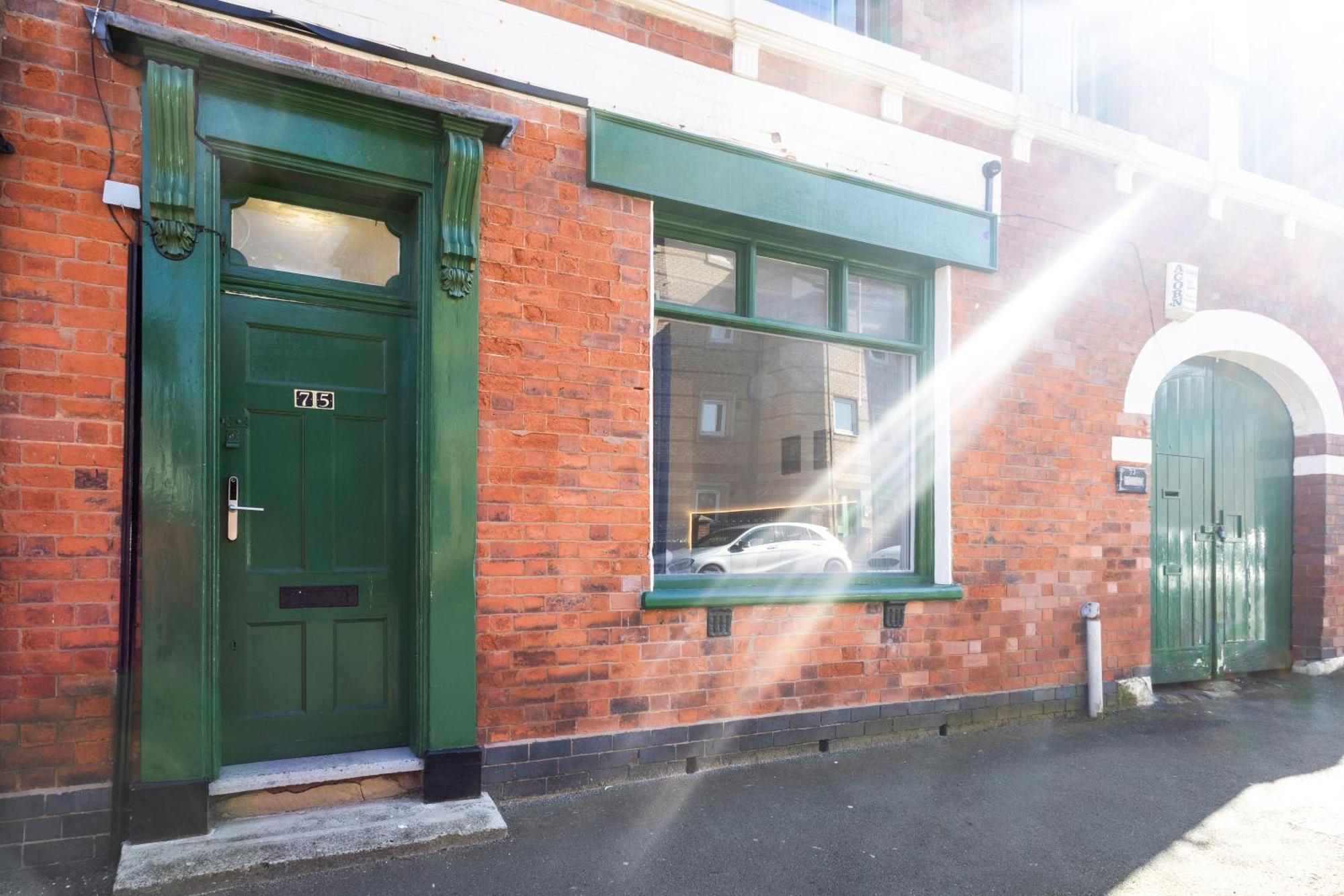 Boutique Family Apartment In Jewellery Quarter For 6 버밍엄 외부 사진